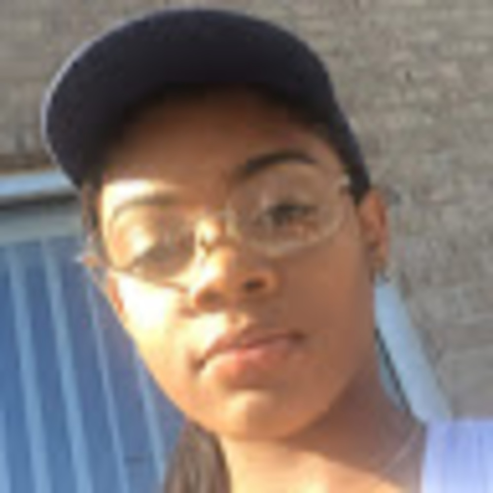 Meet your Posher, Deanna